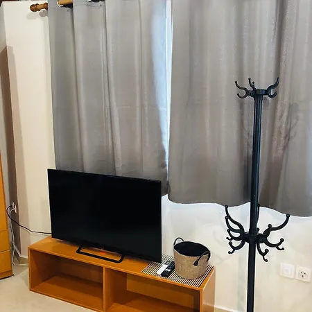 Downtown Studio Of 7 *